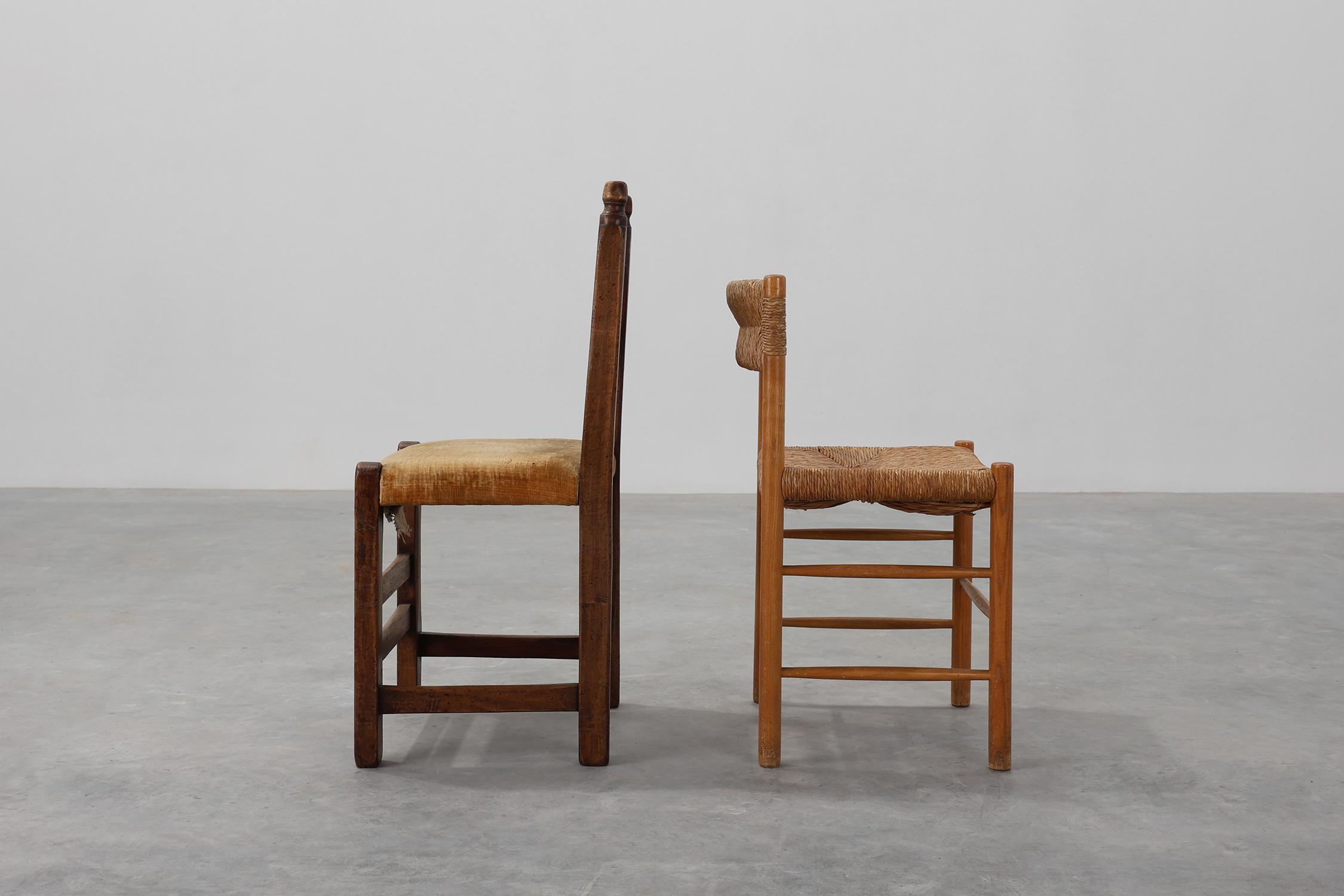 Five 19th Century Spanish Hand-Carved oak Side Chairs with Velour Seatthumbnail